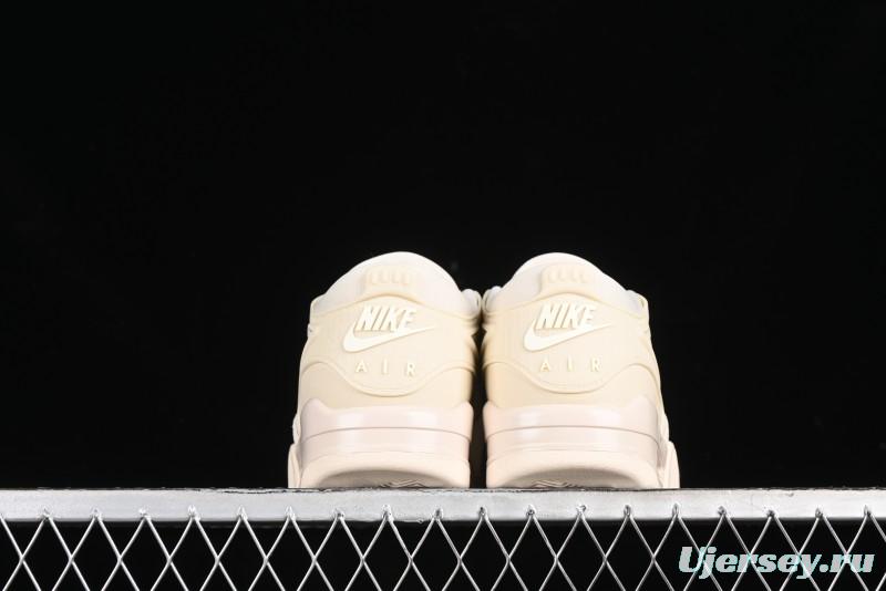 Nike Air Jordan 4 Remastered Retro Sneakers in White Grey - FQ7940-200