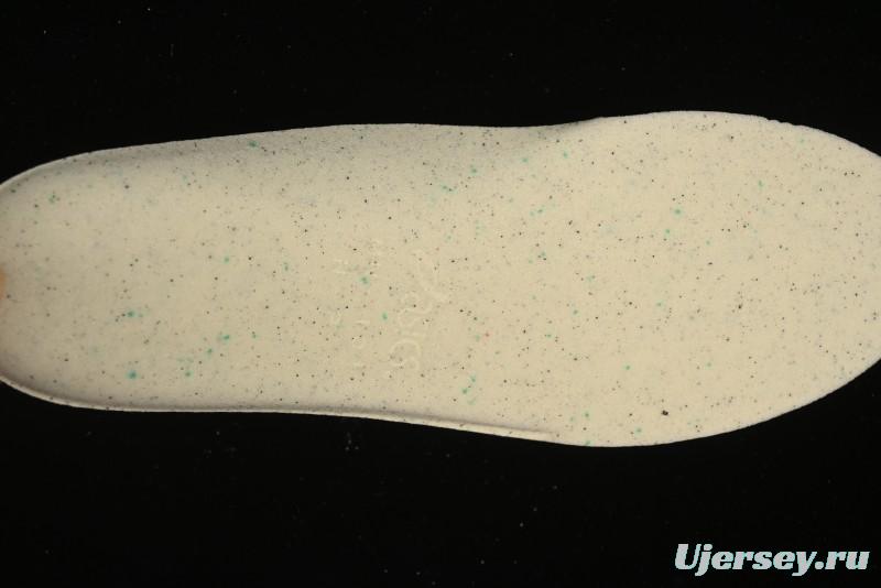 Asics Gel-Kayano 14 Running Shoes with Breathable Design and Professional Cushioning - 1201A019-200