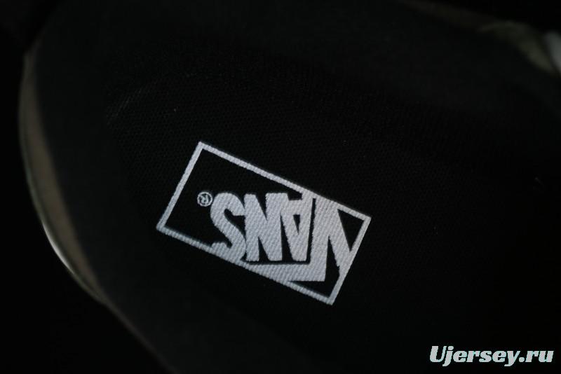 Vans Knu Skool DR White Black Green Chunky Sneakers - VN000CZU50K