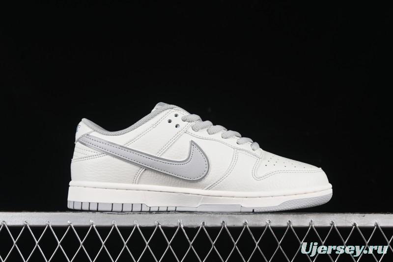 Nike SB Dunk Low x Undefeated Collaboration Casual Skate Shoes - UN1697-622