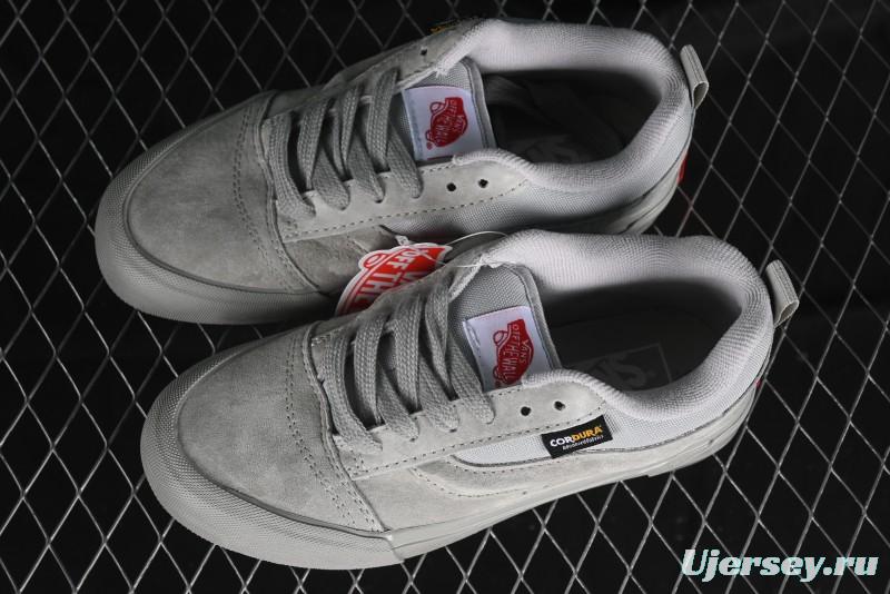 Vans Knu Skool Low Top Retro Casual Vulcanized Sneakers in Grey - VN000CRPBXC
