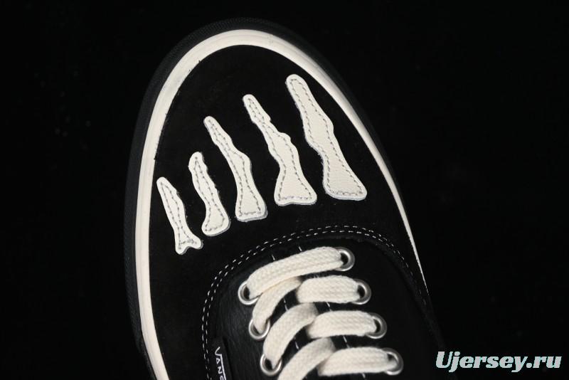 Vans Authentic Low-Top Canvas Sneakers with Vulcanized Sole - VN000BW5BPR