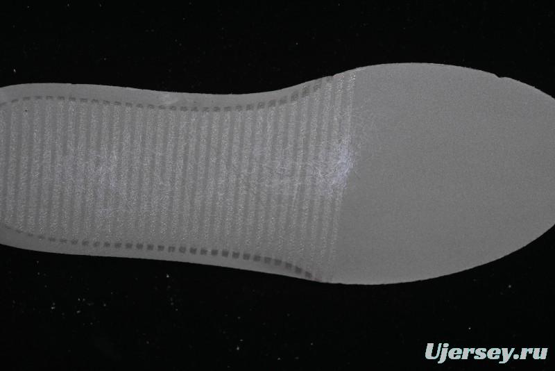 Nike Air Force 1 '07 Low Top Sneakers with Full-Grain Leather and Air Cushion - DQ7569-102