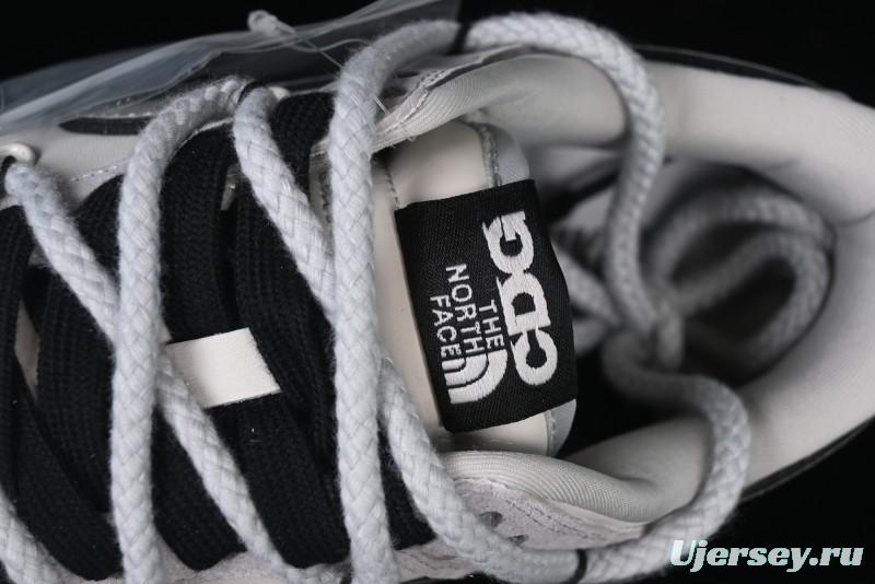 Nike SB Dunk Low The North Face x CDG Collaboration Anniversary Edition Customized Low-Top Skateboarding Shoes - XX3168-307