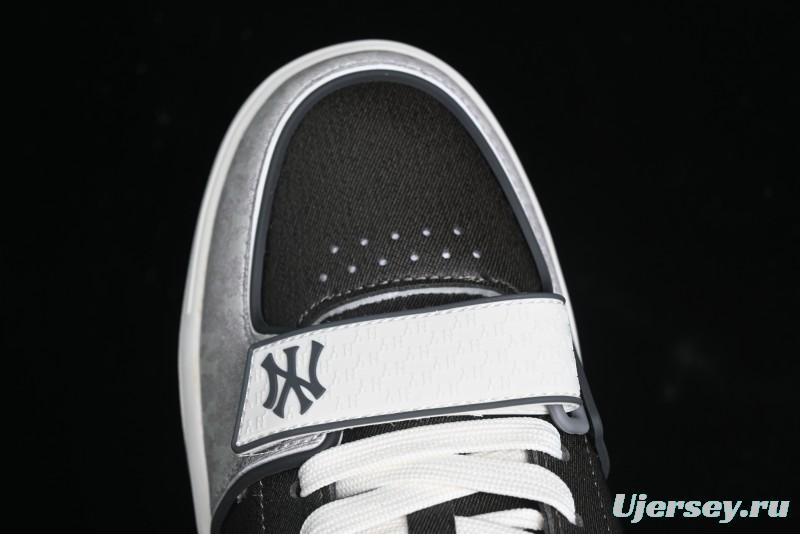 New York Yankees Chunky Liner Mid Denim Monogram Sandals with Velcro Closure - 3ASXCHL4N50GRS