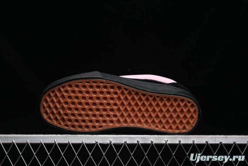 Vans Knu Skool Low Top Retro Sneakers in Black Pink with Big Logo - VN0009QC6BT1