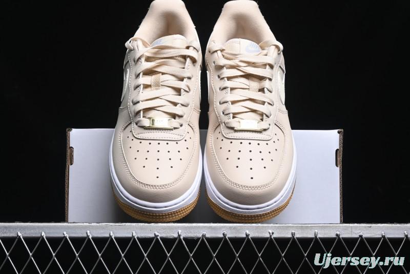 Nike Air Force 1 '07 Low Top Sneakers with Full-Grain Leather and Air Cushion - DD8959-111