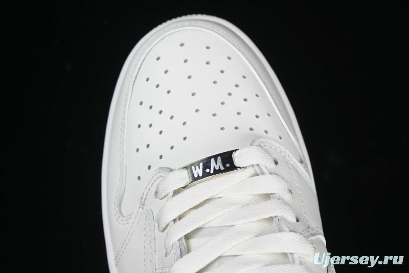 Nike Travis Scott x Air Jordan Low OG SP AJ1 Retro Sneakers in Pure White - TD1228-111