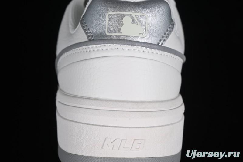 MLB Chunky Liner New York Yankees Lightweight Platform Sneakers with 6cm Height Increase - 3ASXCLB3N50SIS