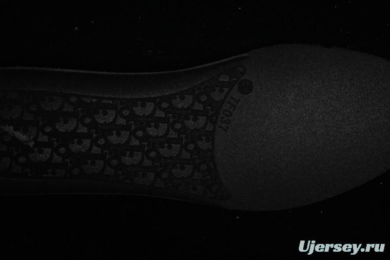 Dior B30 Sneakers with Reflective CD30 Logo and Lightweight Rubber Sole - CD30