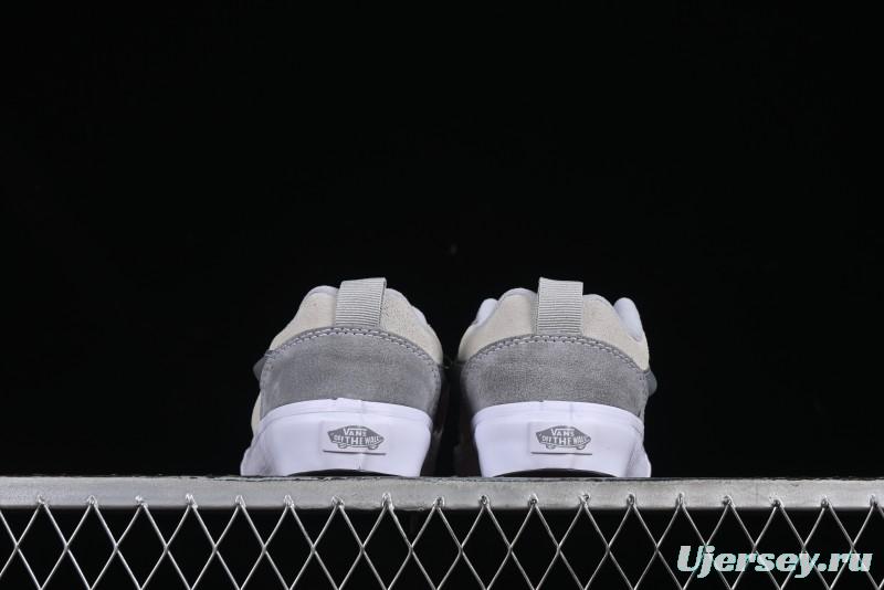 Vans Knu Skool Low-Top Retro Chunky Sneakers - VN000D22BH7