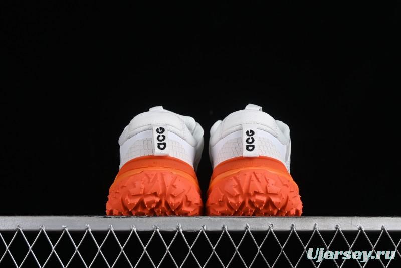 Nike ACG Mountain Fly 2 Low GTX SE Outdoor Hiking Shoes with GORE-TEX and React Foam - DV7903-100