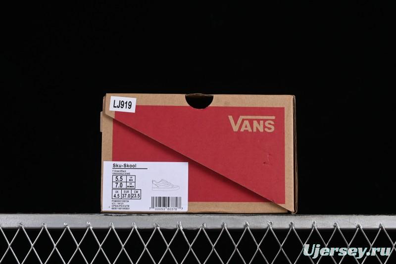 Vans Classics Knu Skool Retro Sneakers with Thickened Tongue and Enlarged Toe - VN0009QCSWE