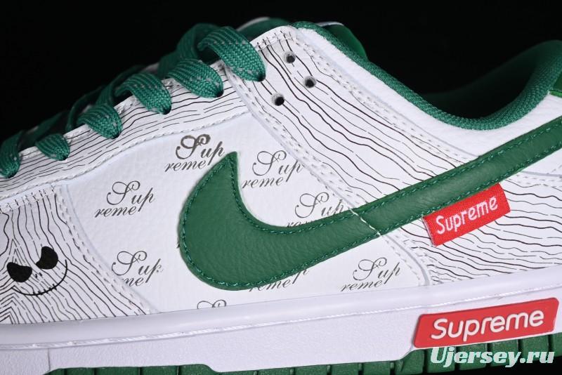 Supreme x Nike Dunk Low SB Skate Shoes with Zoom Air Cushion - XD6188-033