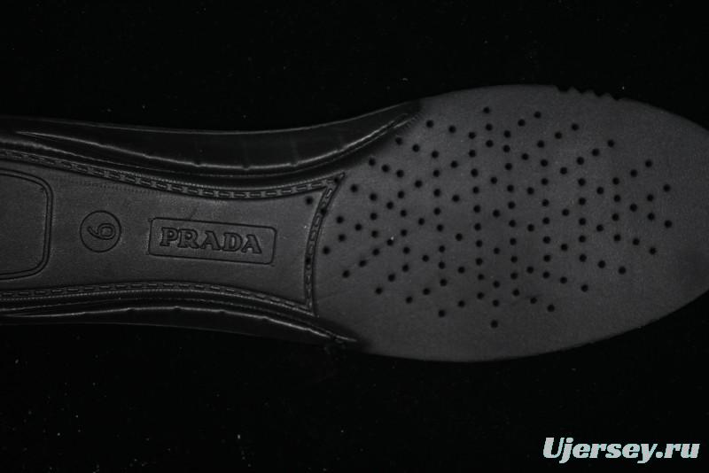 Prada Cloudbust Air Thunder Lifestyle Low-Top Sneakers - 2EG293