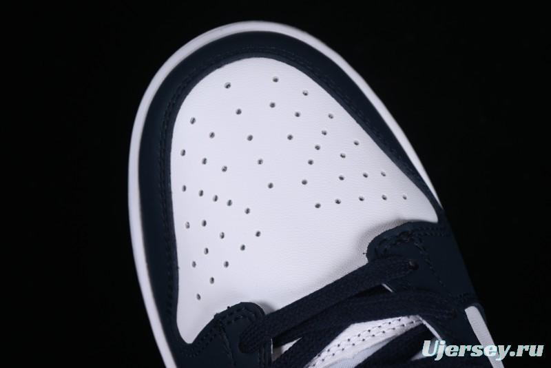 Nike Dunk Low SB Casual Skate Shoes in Obsidian/University Blue Colorway - FN7800-400