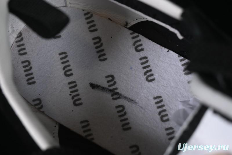 Miu Miu Suede Round Toe Lace-Up Women's Low-Top Casual Shoes - 99D4