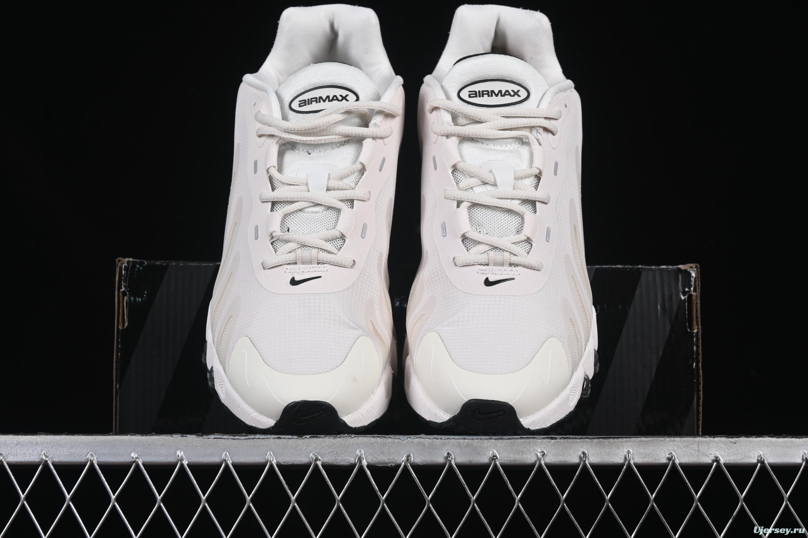 Nike Zoom 2023 Air Max Alpha – White/Black Premium Performance Shoes