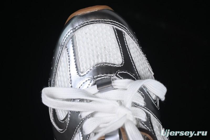 New Balance 530 Metallic Silver Sneakers – Stylish & Sporty Design