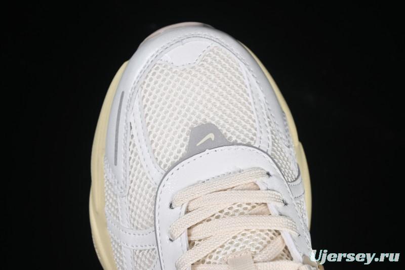 Nike Runtekk V2K Retro Low-Top Running Shoes with Cushlon Midsole - HQ1512-110