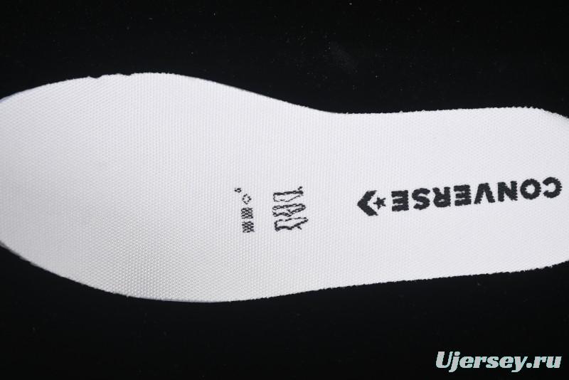 Converse Chuck 70 High Top Sneakers with Star Patch and Thick Sole - 581672C