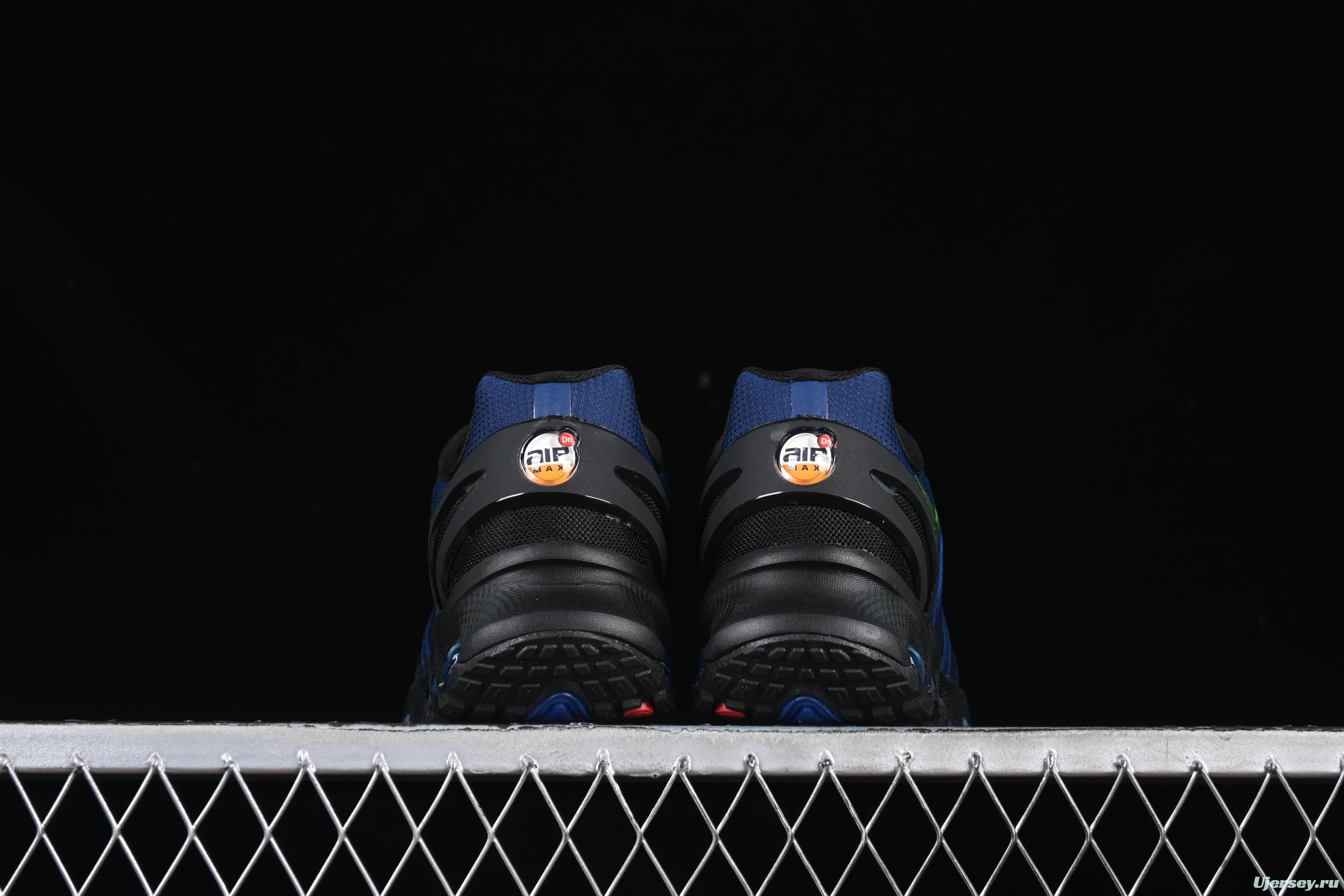 Nike Air Max Dn8 Running Shoes with Dynamic Air Cushion Technology - FQ7860-027