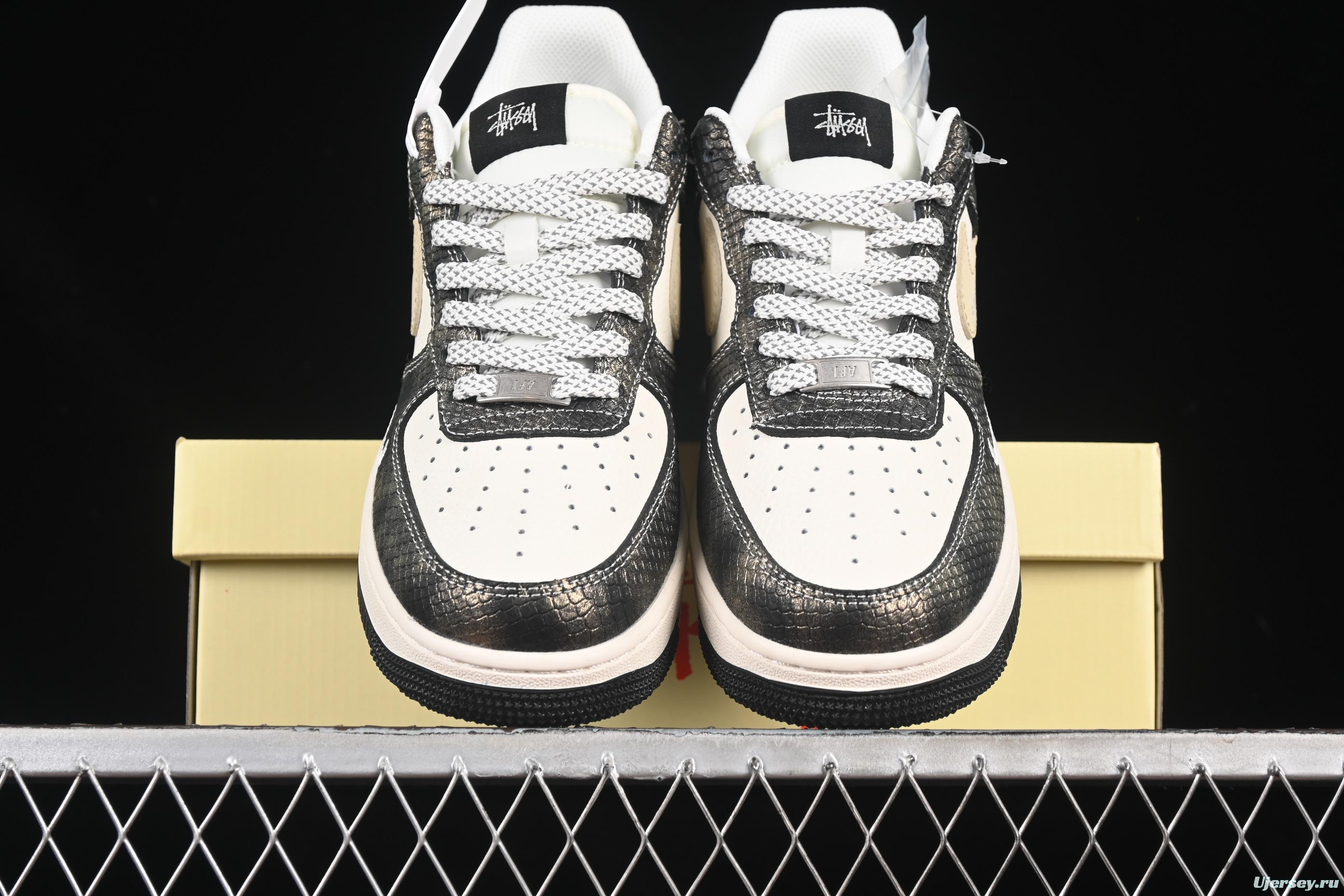 Nike Air Force 1 '07 Low Stussy Collaboration Gradient Snake Print Casual Sneakers - XS1958-556