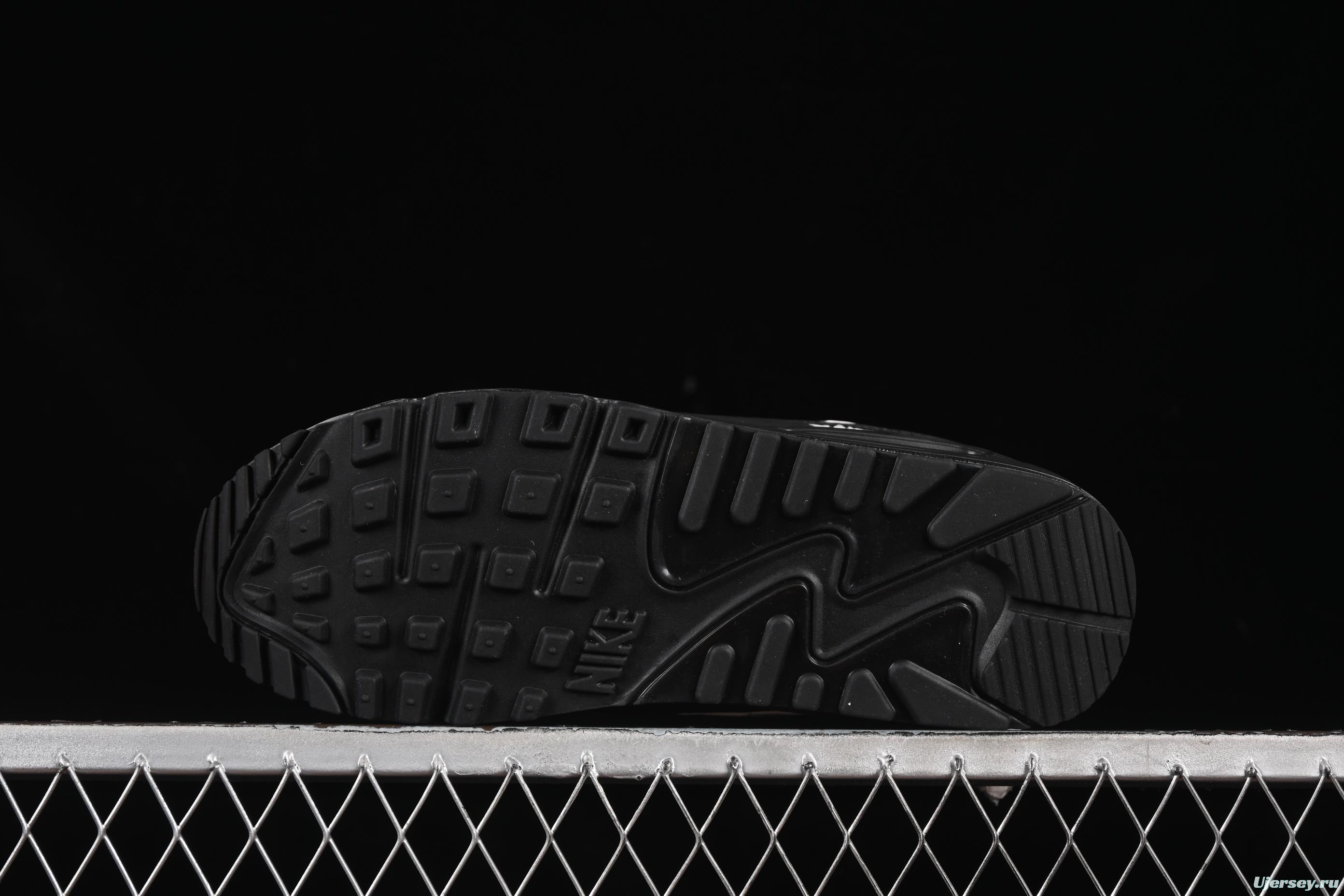 Nike Air Max 90 Retro Running Shoes with Visible Air Cushion - HQ3817-001