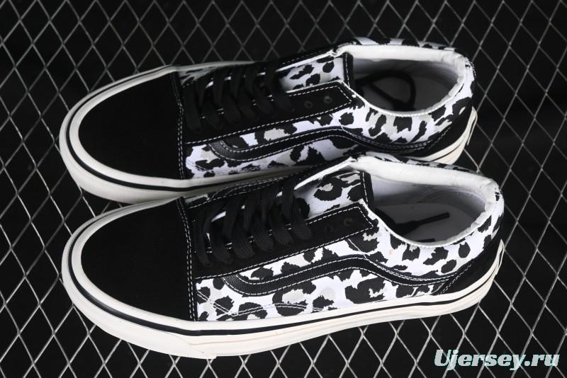 Vans Old Skool 36 Low-Top Retro Skate Shoes - VN000D56BA2