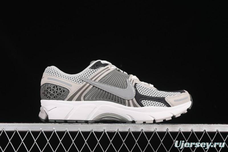 Nike Zoom Vomero 5 SP Classic Retro Casual Running Shoes with EVA Midsole Cushion - FD0791-012