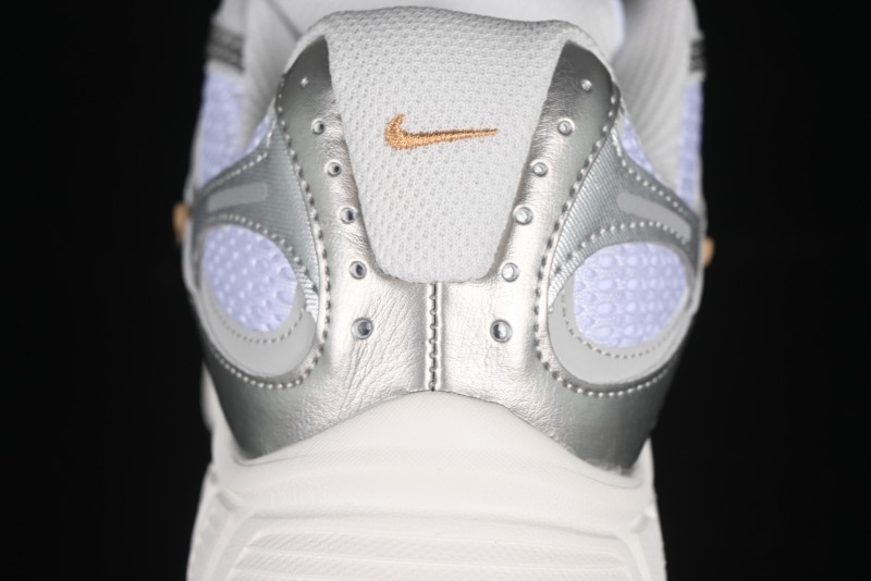 Nike V5 RNR Millennium Classic Retro Running Shoes with Foam Midsole - HJ5228-102