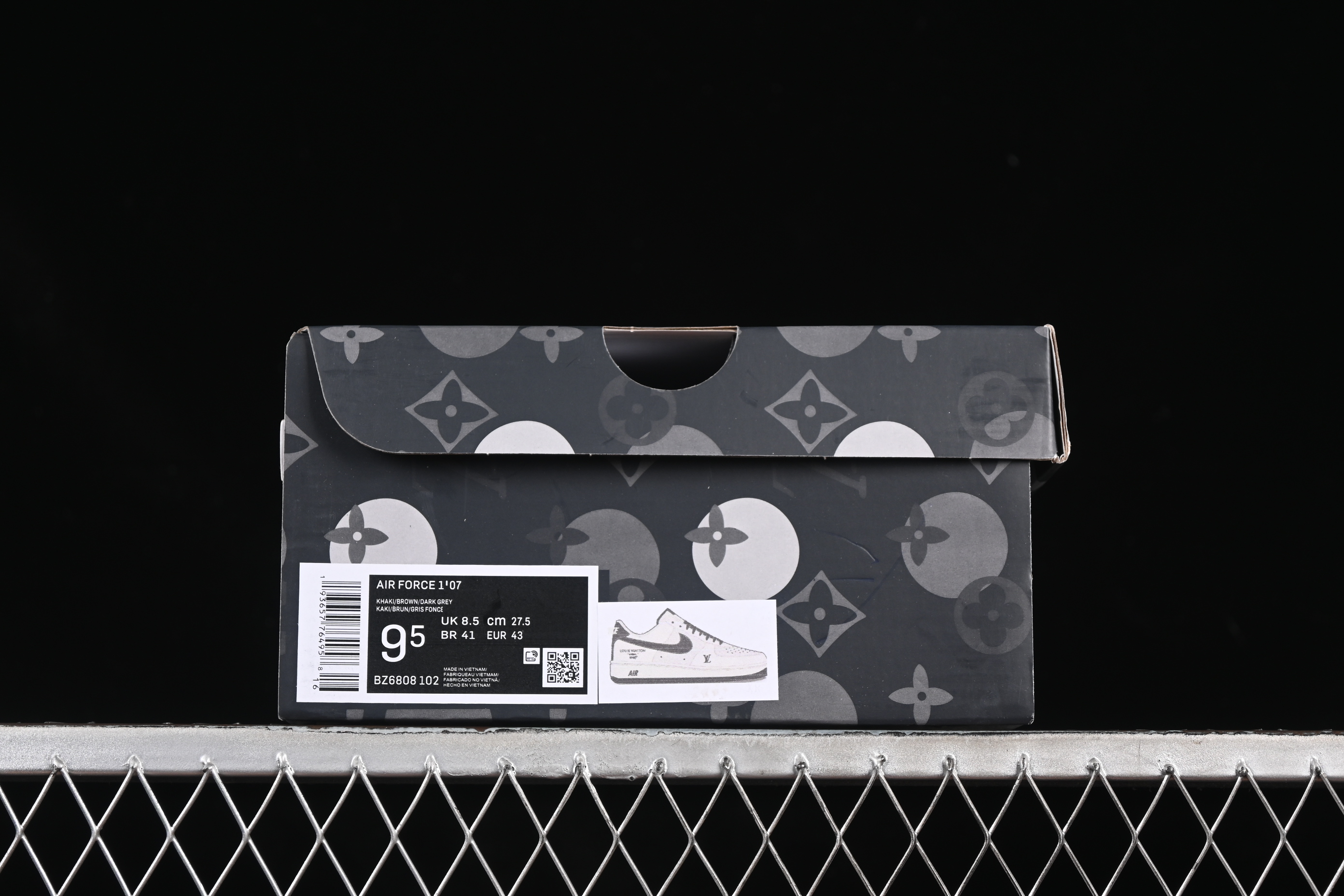 Nike Air Force 1 '07 Low LV Collaboration White Black Casual Sneakers - BZ6808-102