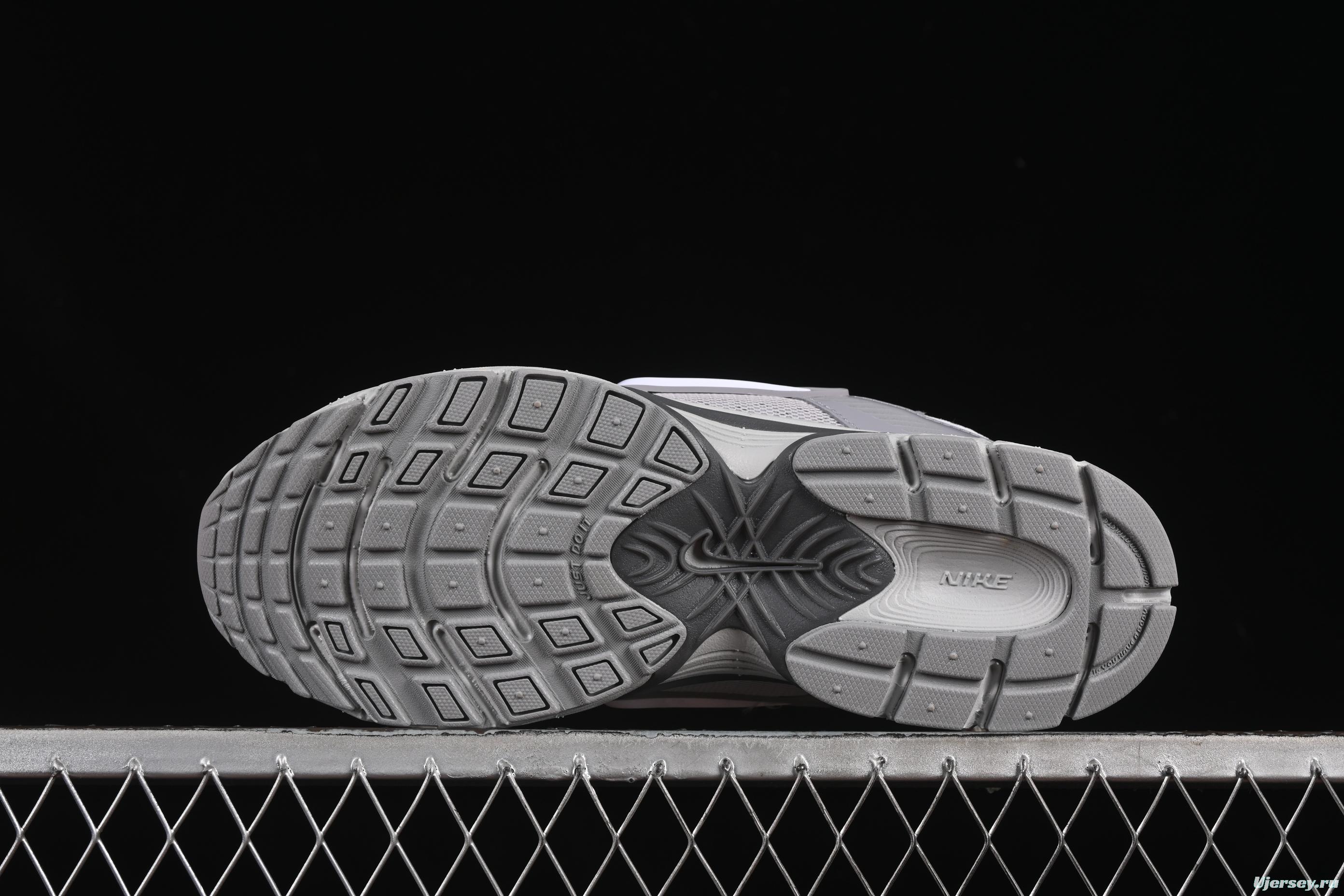 Nike V5 RNR Millennium Classic Retro Running Shoes with Foam Midsole - IH1980-140