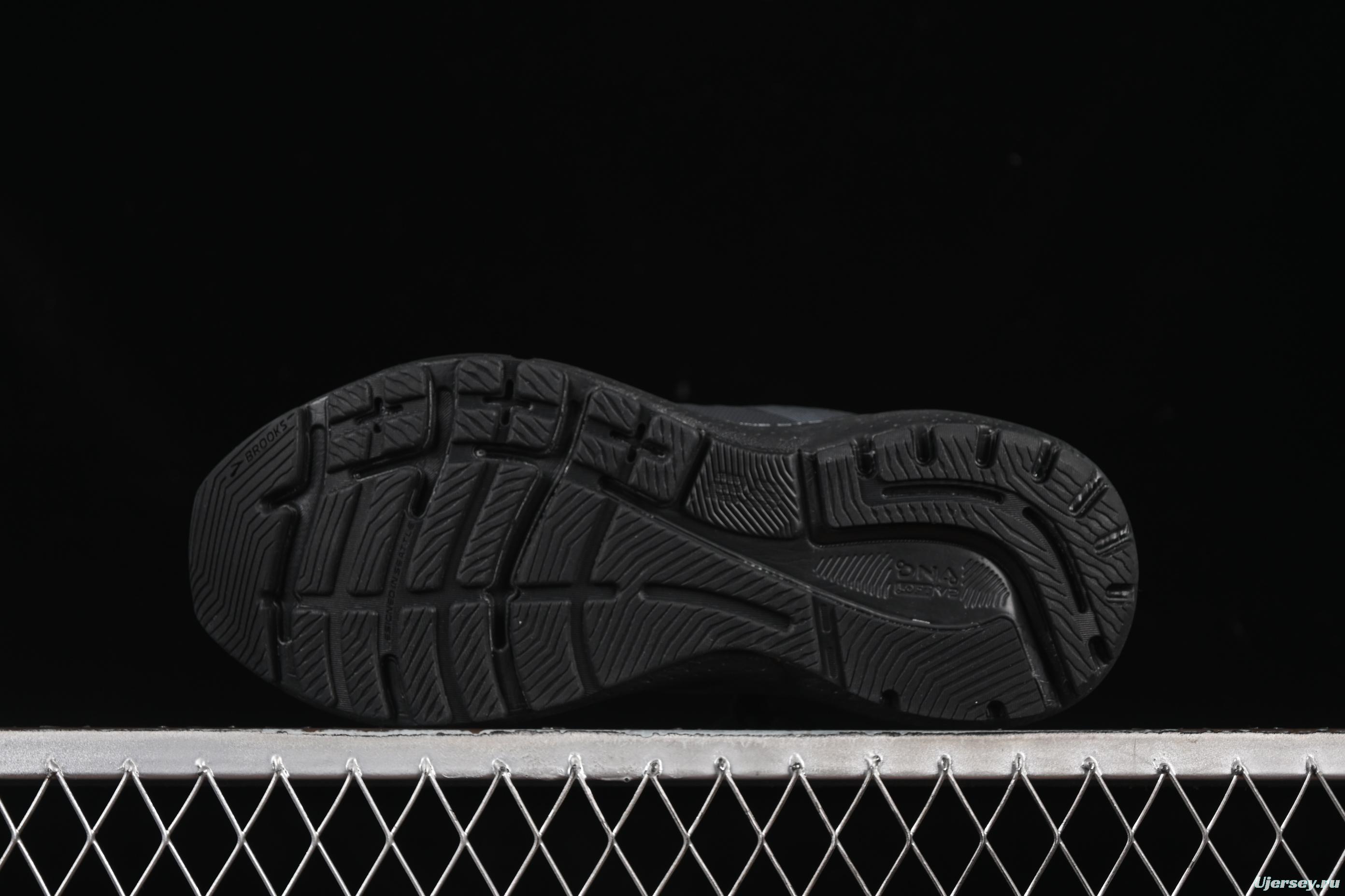 Brooks Adrenaline GTS 23 Running Shoes with Breathable Mesh Upper - 1103911D020