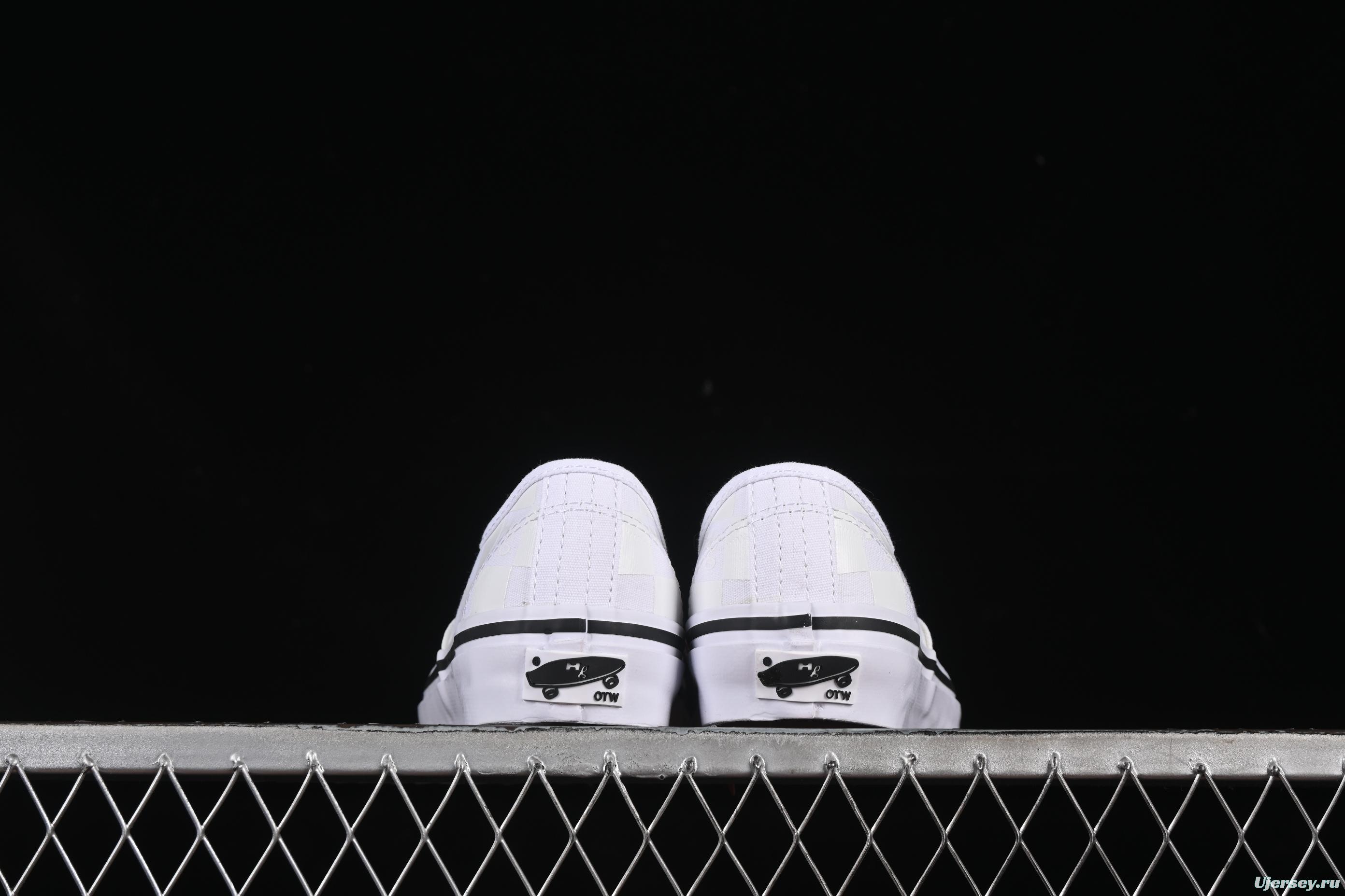 Vans Authentic 44 DX Checkerboard Slip-On Skate Shoes - VN000EEUCCZ