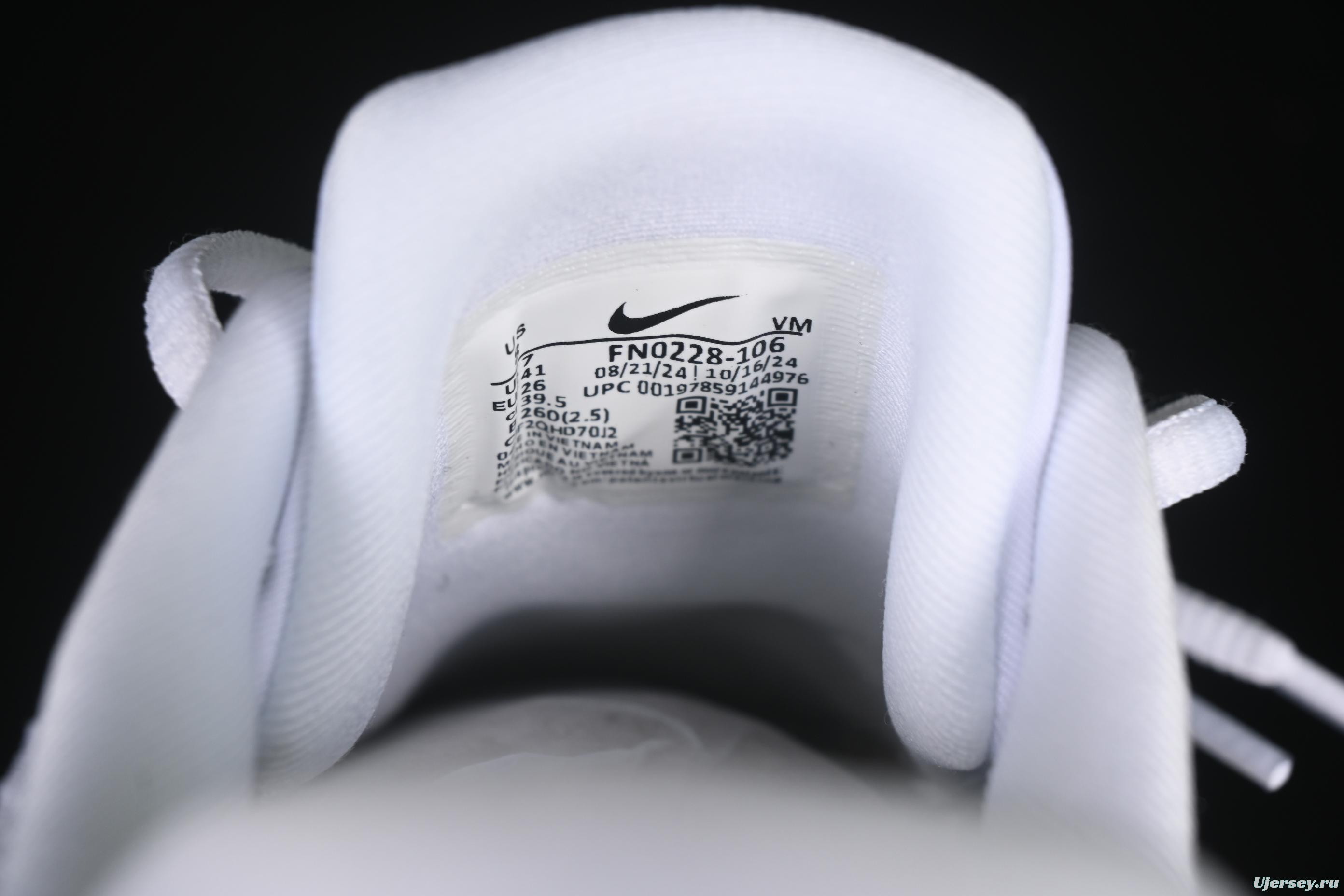 Nike Journey Run Low-Top Casual Running Shoes with Cushioning Anti-Slip and Wear-Resistant Design - FN0228-106