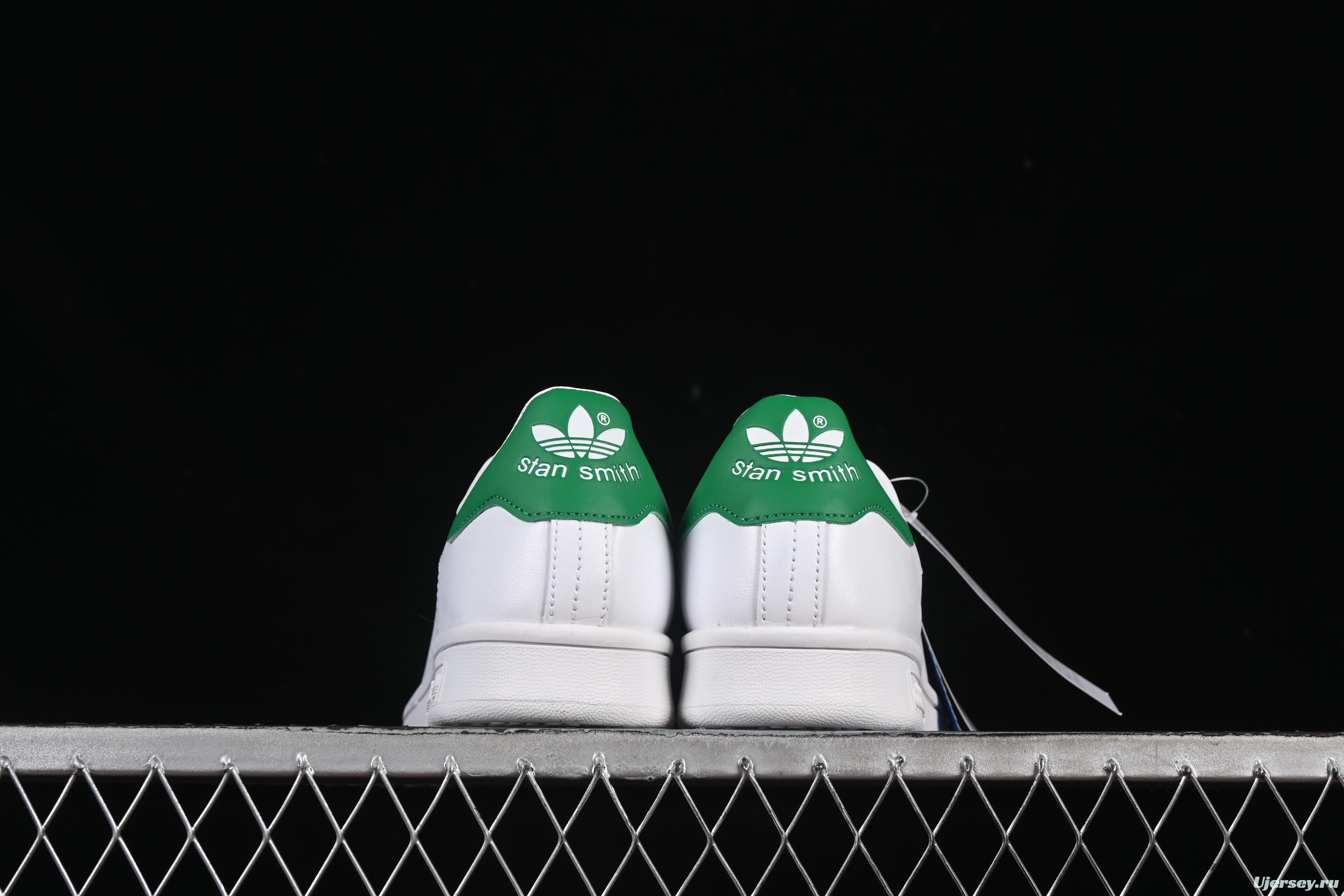 Adidas Stan Smith Classic Evergreen Casual Sneakers - M20324