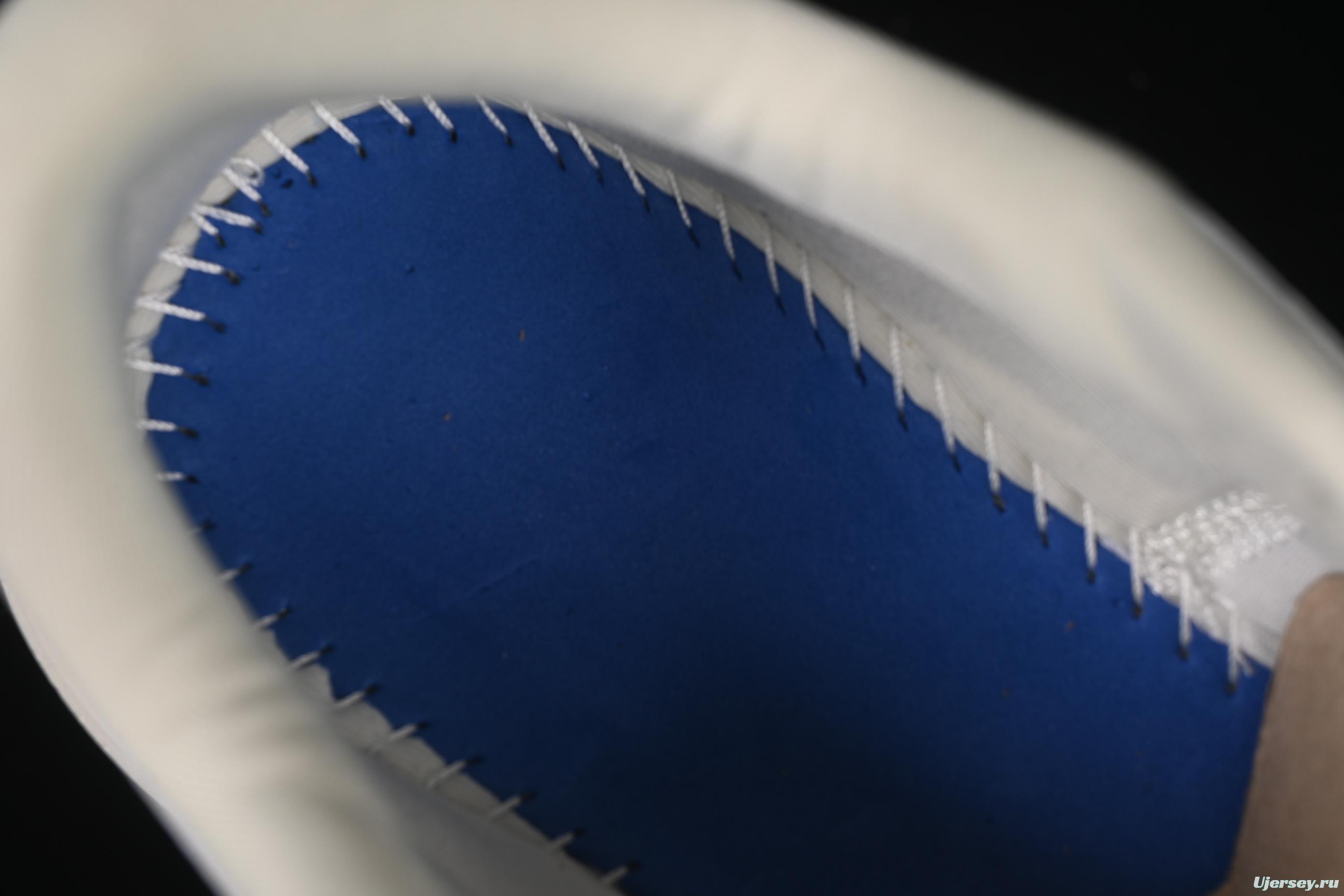 Brooks Adrenaline GTS 23 Running Shoes with Enhanced Support and Breathable Mesh - 1203811B104