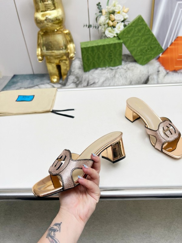 2025 Gucci Beige Leather Slippers MJ00190