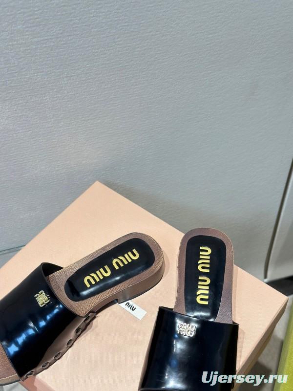 2025 Women Miu Miu Black Leather Slippers