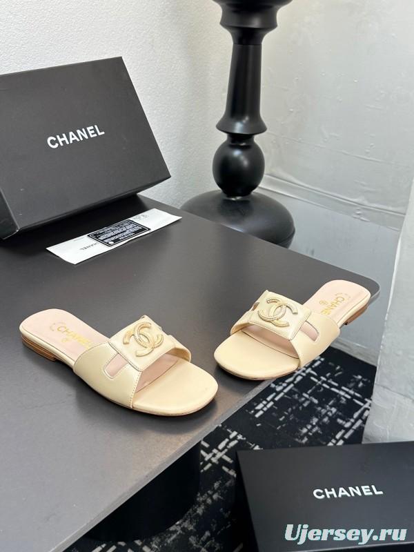 2025 Slippers Chanel Beige Leather Slippers