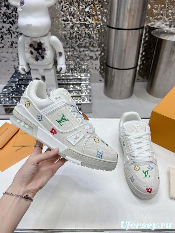 2025 Unisex Louis Vuitton White Canvas Plimsolls Top Version KFY00390