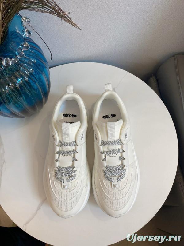2024 Unisex Valentino White Leather Sneakers MJ00340
