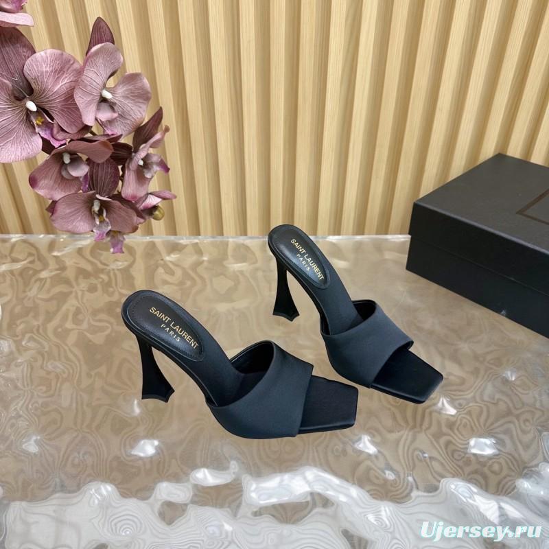 2025 Women Yves Saint Laurent Black Silk Heels KFY00280