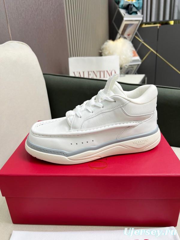 2025 Unisex Valentino White Leather Sneakers RUNBOOT LY00390