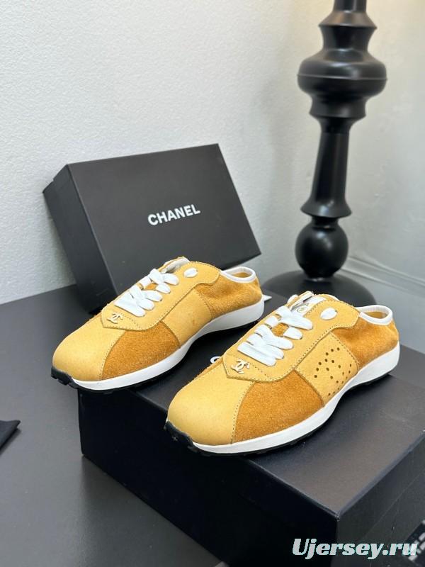 2025 Women Chanel Yellow Suede Casual Sneakers Handmade CC Logo LY00360(F)