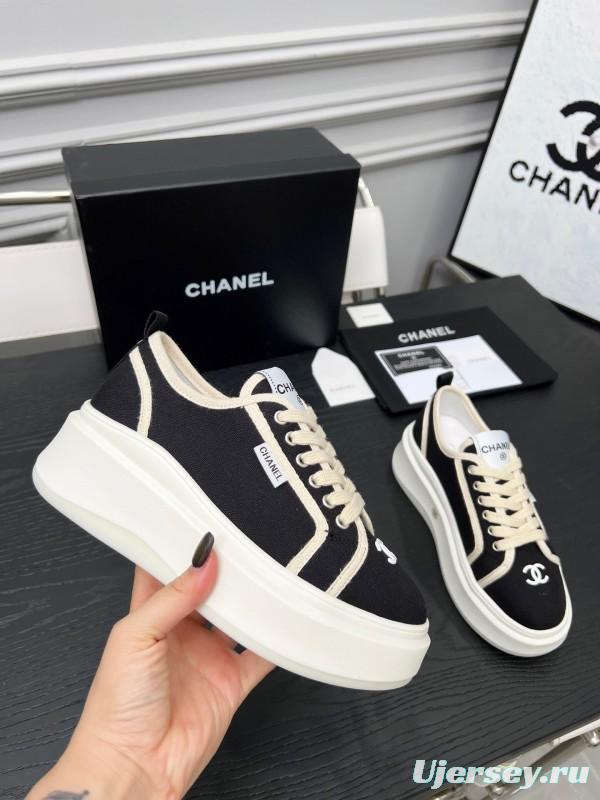 2025 Women Chanel Black White Canvas Sneakers LY00250