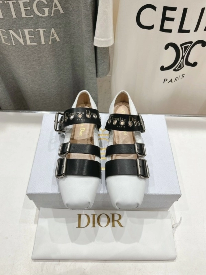 2025 Women Dior White Black Leather Mary Jane Buckle KFY00300