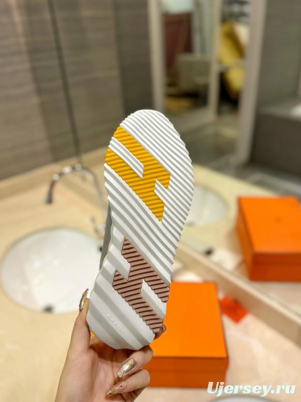 2024 Unisex Hermès Gray Beige Silk Suede Sneakers MJ00320