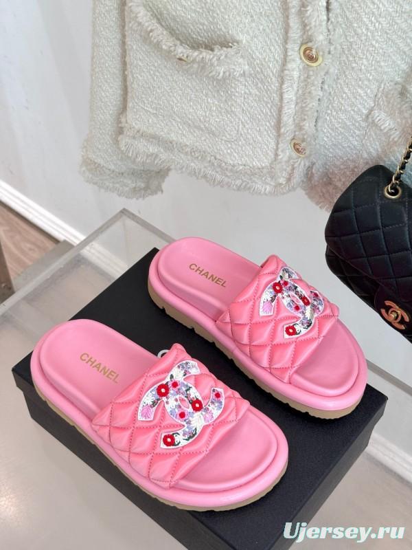 2025 CHANEL Pink Quilted Leather Slippers KFY00260